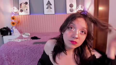 Snapshot of nina_ford_ chatting on May 2026 03:04:02 AM nina_ford_ online show from May 2026 03:04:02 AM