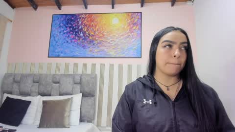 Snapshot of nina_glow_ chatting on April 2026 11:13:02 AM nina_glow_ online show from April 2026 11:13:02 AM