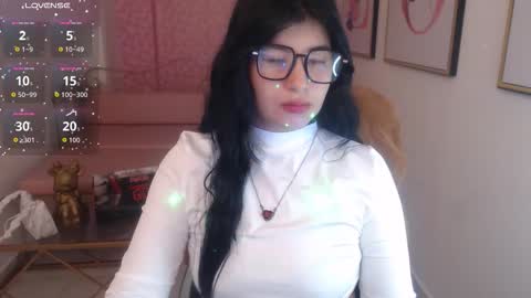 Nina online show from February 2026 01:43:01 PM