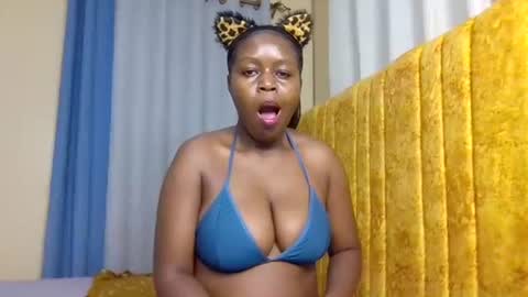 Nina online show from November 2025 01:39:01 AM