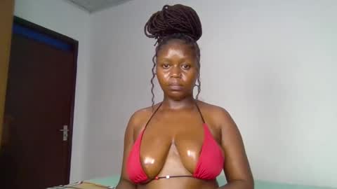 Snapshot of nina_ray1 chatting on January 2026 01:15:01 PM Nina online show from January 2026 01:15:01 PM