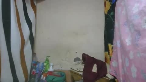 ninaeaa online show from December 2025 06:24:02 PM