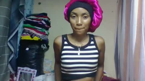 Snapshot of ninaeaa chatting on May 2026 07:53:01 PM ninaeaa online show from May 2026 07:53:01 PM