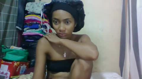 Snapshot of ninaeaa chatting on May 2026 09:31:01 PM ninaeaa online show from May 2026 09:31:01 PM