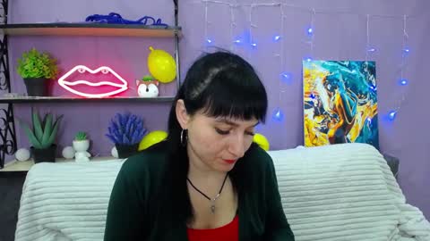 ninaflawlees online show from January 2025 07:17:02 PM