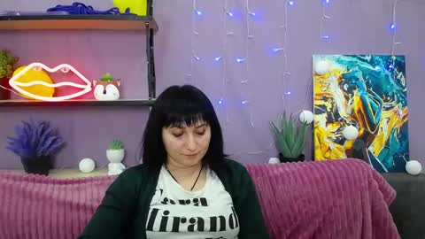 ninaflawlees online show from January 2025 02:09:01 AM