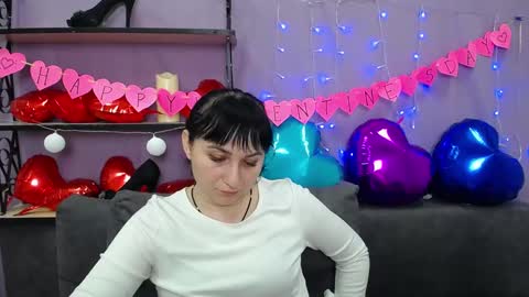 ninaflawlees online show from February 2025 05:35:02 AM