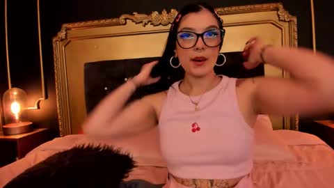 Snapshot of ninalustt chatting on February 2026 07:23:01 PM Nina online show from February 2026 07:23:01 PM