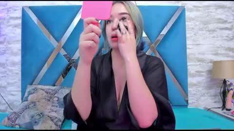 Snapshot of ninamedux chatting on March 2025 09:57:01 AM Nina Medux online show from March 2025 09:57:01 AM