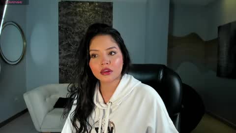 Snapshot of ninamichelle_ chatting on June 2026 10:32:02 AM Nina online show from June 2026 10:32:02 AM