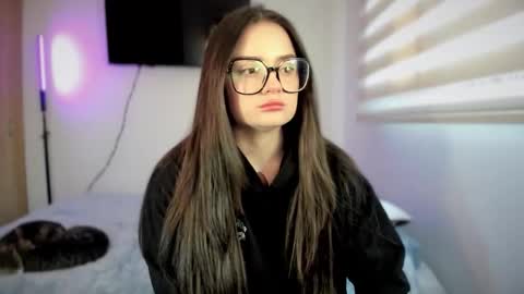 Snapshot of ninavolkov chatting on February 2026 10:17:01 PM ninavolkov online show from February 2026 10:17:01 PM