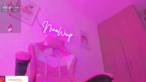 Nina online show from September 2025 05:02:01 PM