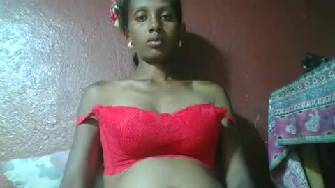 Snapshot of ninie246746 chatting on January 2025 12:04:02 PM ninie246746 online show from January 2025 12:04:02 PM