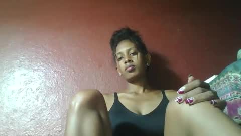 Snapshot of ninie246746 chatting on February 2025 02:05:02 PM ninie246746 online show from February 2025 02:05:02 PM