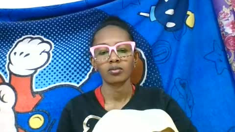 Snapshot of ninie246746 chatting on June 2026 06:05:02 AM ninie246746 online show from June 2026 06:05:02 AM