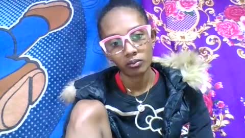 Snapshot of ninie246746 chatting on July 2026 05:32:01 AM ninie246746 online show from July 2026 05:32:01 AM