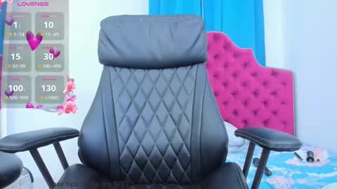 nina dee online show from February 2025 10:50:01 AM