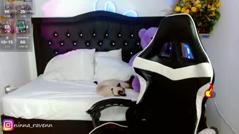 Ninna online show from April 2026 09:17:01 PM