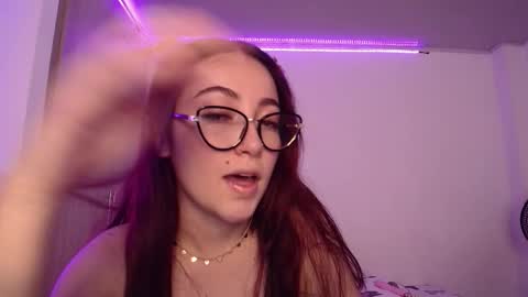 ninna rose online show from October 2025 07:03:02 PM