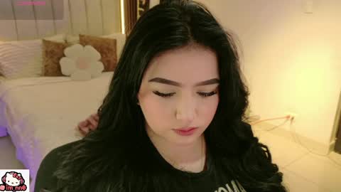 Nina online show from April 2026 12:22:02 PM