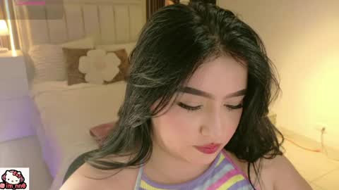 Snapshot of ninna_sweet_ chatting on April 2026 02:19:02 PM Nina online show from April 2026 02:19:02 PM