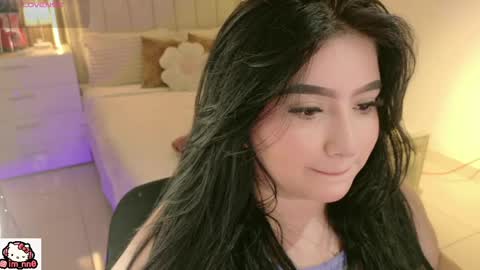 Snapshot of ninna_sweet_ chatting on May 2026 01:19:01 PM Nina online show from May 2026 01:19:01 PM