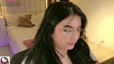 Snapshot of ninna_sweet_ chatting on May 2026 01:18:02 PM Nina online show from May 2026 01:18:02 PM