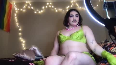 nipplelessalien online show from December 2025 02:31:01 AM