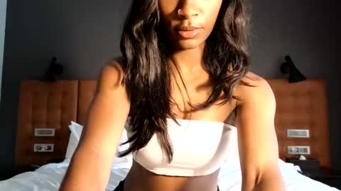 Snapshot of niviawolfe chatting on February 2026 09:55:01 PM NIVIA WOLFE online show from February 2026 09:55:01 PM