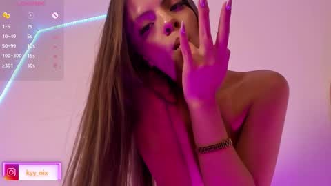 Nicki  online show from September 2025 04:49:02 AM