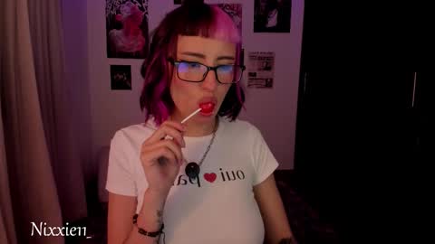 Nixxie  online show from March 2026 03:12:01 AM