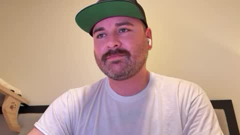 Snapshot of njerseydude82 chatting on June 2026 07:09:02 AM Jason online show from June 2026 07:09:02 AM