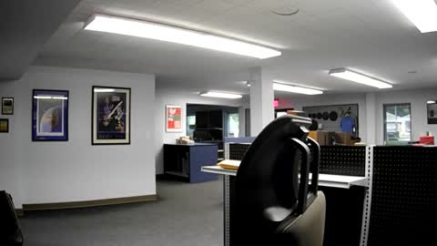 nklado18 online show from October 2025 03:36:01 PM