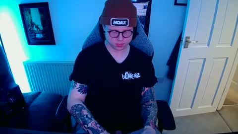 Snapshot of nlrb93 chatting on December 2024 07:18:01 PM BNate93 online show from December 2024 07:18:01 PM