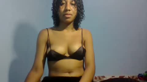 nnaissa online show from April 2026 04:48:01 PM