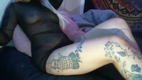 Leah online show from December 2024 10:08:01 AM