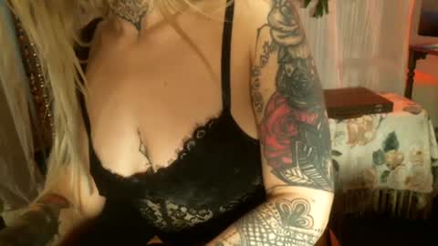 Leah online show from January 2025 06:42:02 AM