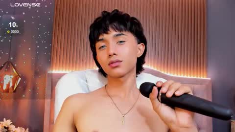 noa_03 online show from February 2026 03:28:01 PM