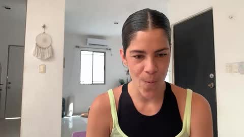 noaahna online show from March 2026 05:06:01 PM