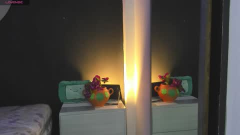 Noah  online show from December 2025 03:36:02 AM