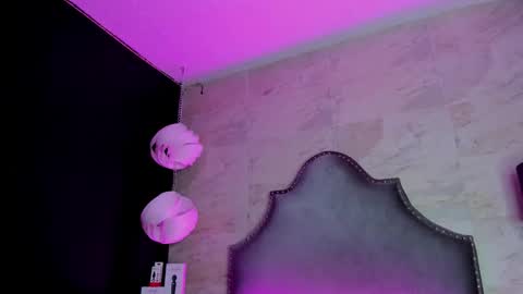 Snapshot of noah_and_kim69 chatting on May 2026 03:14:02 AM Zoe online show from May 2026 03:14:02 AM