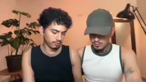 Snapshot of noah_and_steven chatting on June 2026 01:32:01 AM noah_and_steven online show from June 2026 01:32:01 AM