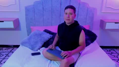 NOAH online show from October 2025 12:08:02 PM