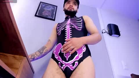 noah_devil_ online show from November 2025 02:54:01 AM