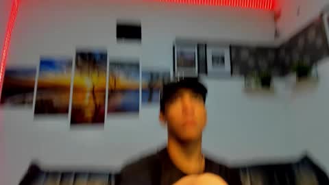 noah_flynn1 online show from February 2026 12:43:02 PM