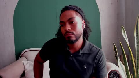 Snapshot of noah_jones__ chatting on September 2025 07:03:01 PM Noah online show from September 2025 07:03:01 PM