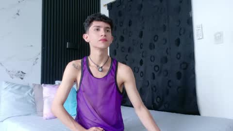 noah tyler  online show from April 2026 06:55:01 PM