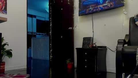 LIAM- noah online show from January 2025 03:45:01 PM