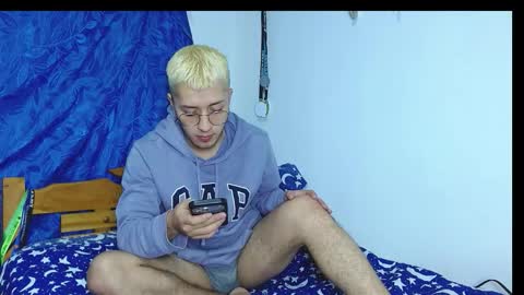 Snapshot of noahcam1 chatting on February 2026 03:48:01 AM Noah online show from February 2026 03:48:01 AM