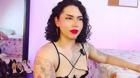 noahmonroe_11 online show from November 2025 07:46:02 PM